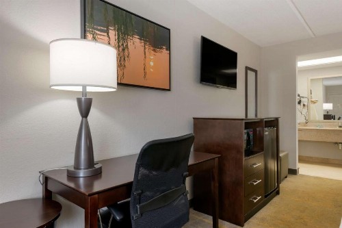 Best Western Inn Of Palatka - image 33