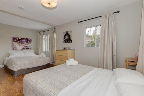 Cozy 2BD House Minutes From FB and Stanford Univ! Home - image 7