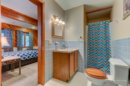 *** Pocono Bliss Home  Hot Tub SaunaSkiLakes 1H30M to NYC - image 11