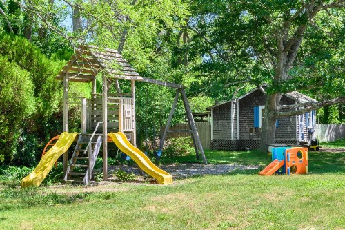 Blue Dolphin Inn - image 7