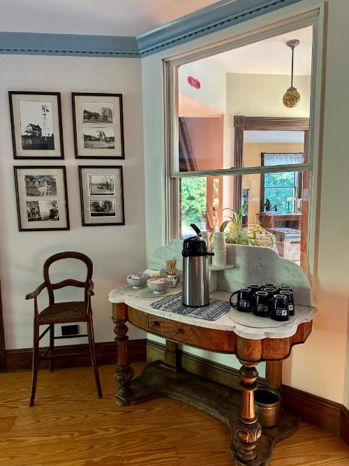 Inn at the Oaks - image 11