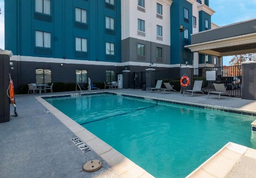 Holiday Inn Express & Suites Eastland - image 11
