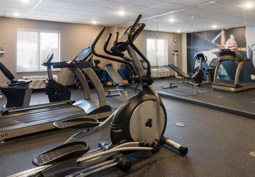 Holiday Inn Express & Suites Eastland - image 22