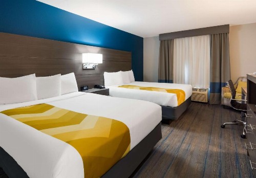 Holiday Inn Express & Suites Eastland - image 29