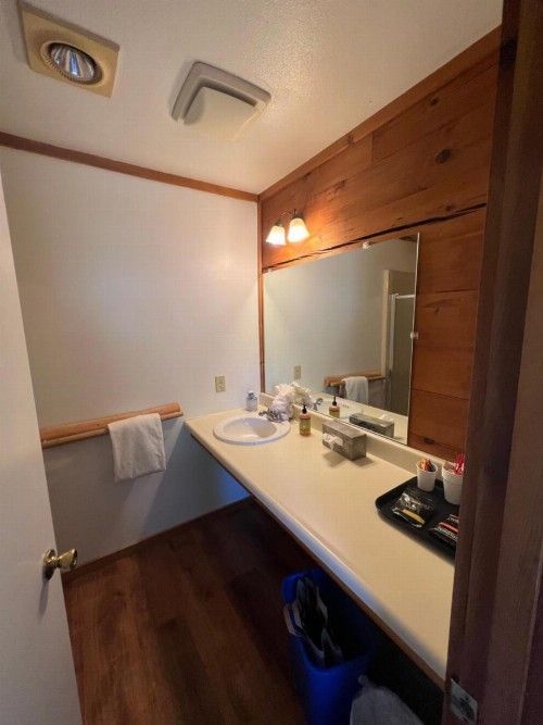 Deer Harbor Inn - image 14