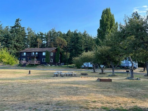 Deer Harbor Inn - image 19
