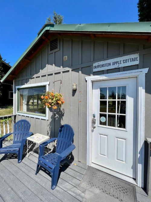 Deer Harbor Inn - image 25