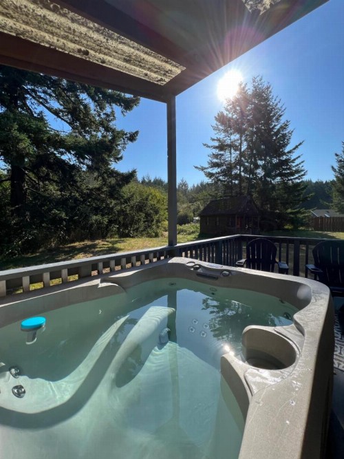 Deer Harbor Inn - image 31