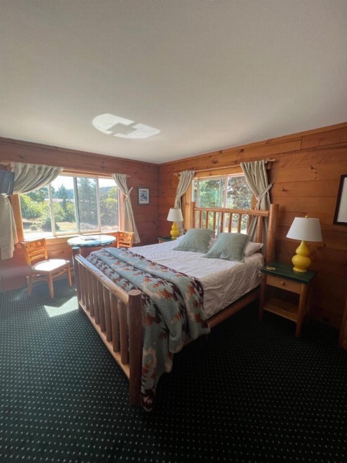 Deer Harbor Inn - image 34