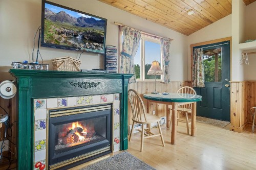 Deer Harbor Cottages - image 10
