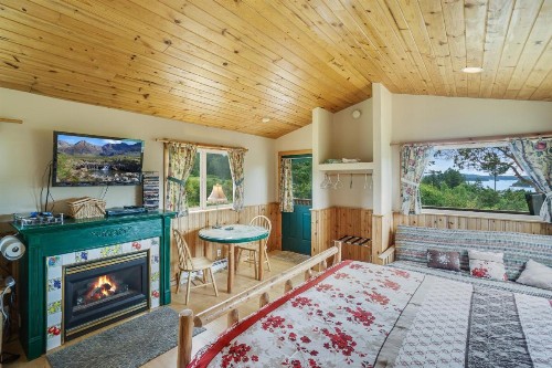Deer Harbor Cottages - image 11