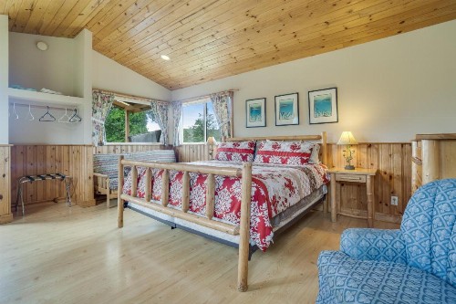 Deer Harbor Cottages - image 2