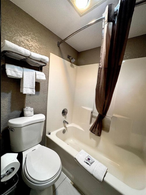 Motel 6-Eau Claire WI - image 8