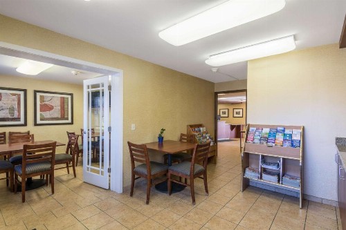 Motel 6-Eau Claire WI - image 12