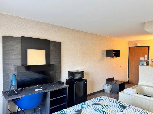 Motel 6-Eau Claire WI - image 15