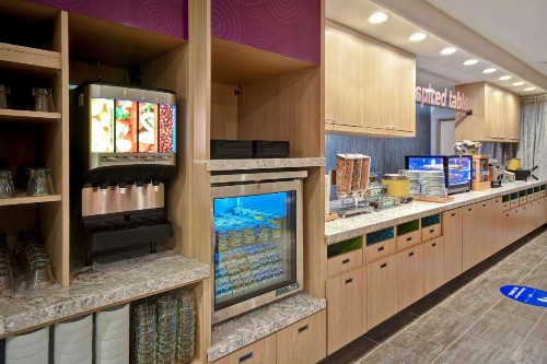 Home2 Suites Eau Claire South Wi - image 21