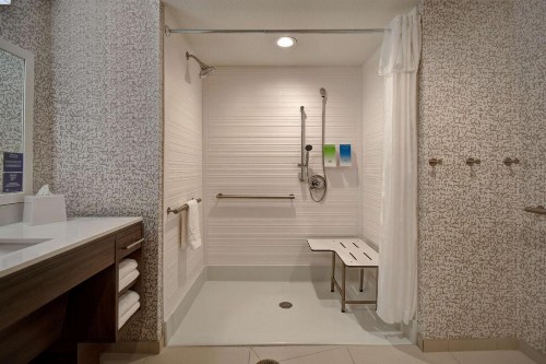 Home2 Suites Eau Claire South Wi - image 37