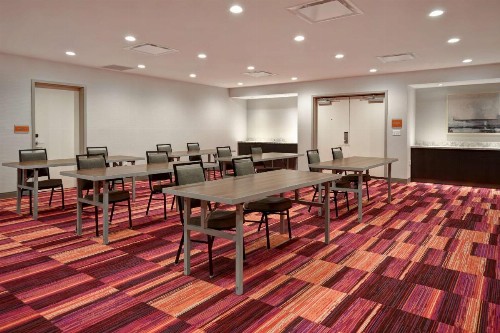 Home2 Suites Eau Claire South Wi - image 43