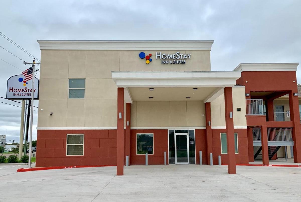 HomeStay Inn & Suites Edinburg - main image
