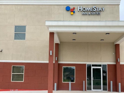 HomeStay Inn & Suites Edinburg - image 9