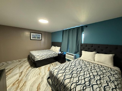 Beauty Rest Motel - image 11