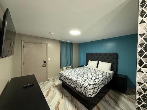 Beauty Rest Motel - image 4
