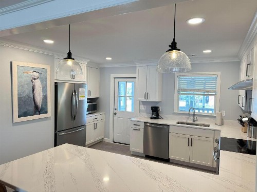 Beach Blessing- Whole House - image 19