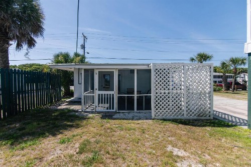 Beach Blessing- Whole House - image 27