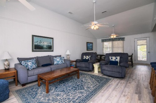 Sea Breeze - image 13