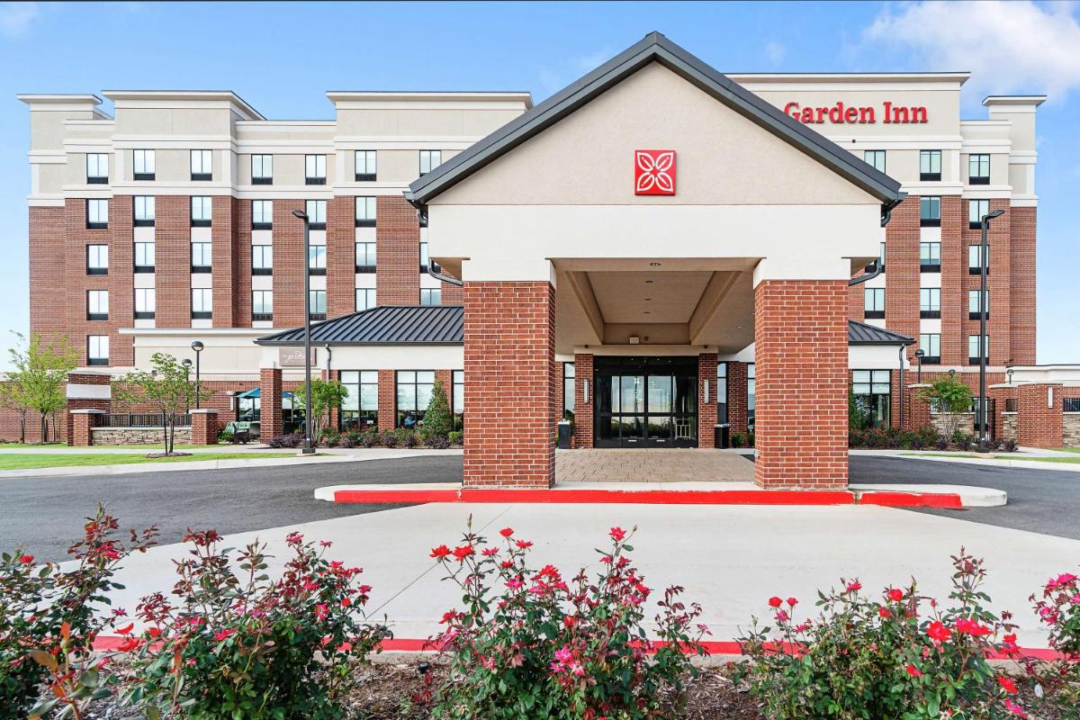Hilton Garden Inn Edmond/Oklahoma City North - main image