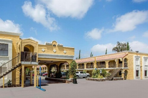 Econo Lodge Inn & Suites El Cajon San Diego East