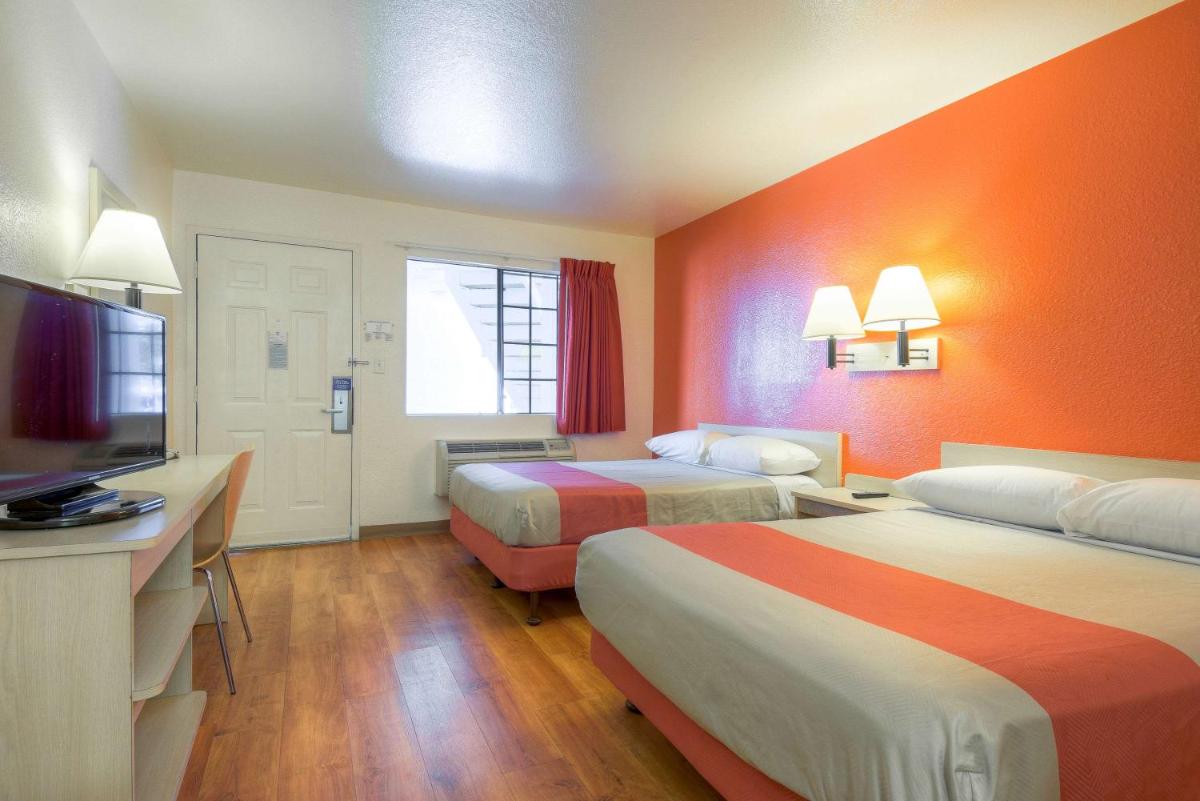 Motel 6-El Cajon CA - San Diego - image 2