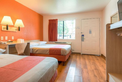 Motel 6-El Cajon CA - San Diego - image 4