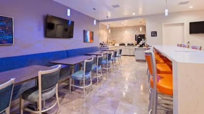 Best Western Plus Continental Inn
