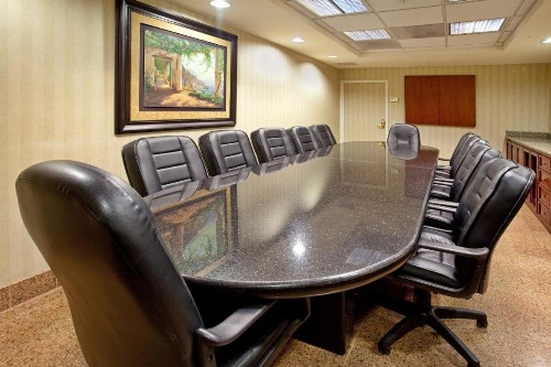 Holiday Inn Express Hotel & Suites El Centro - image 33