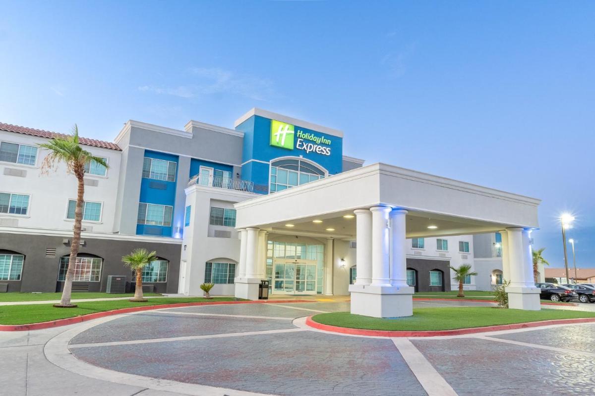 Holiday Inn Express Hotel & Suites El Centro - image 7