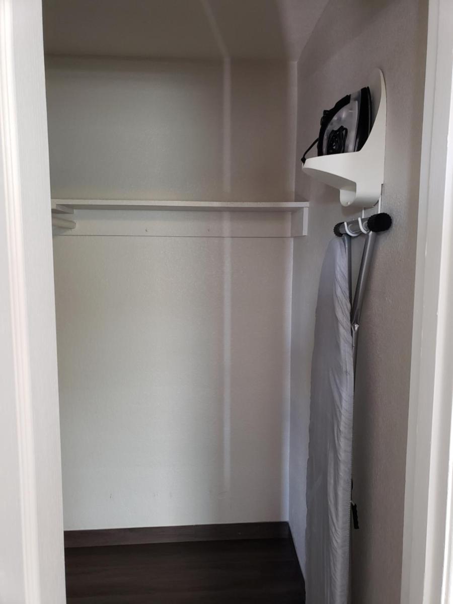 Classic Inn and Suites - image 2
