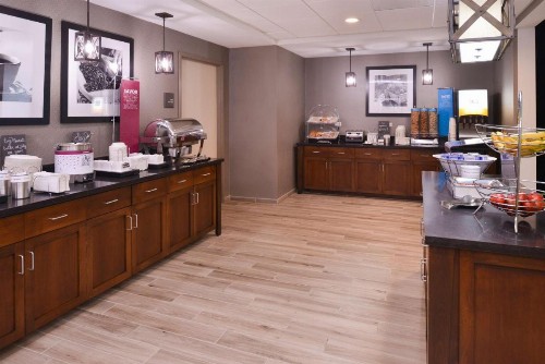 Hampton Inn El Centro - image 18