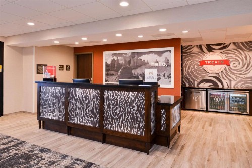 Hampton Inn El Centro - image 9