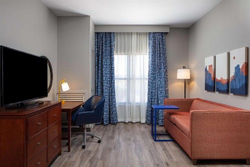 Hampton Inn & Suites El Paso-Airport - image 23