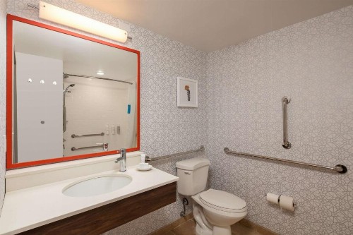 Hampton Inn & Suites El Paso-Airport - image 45