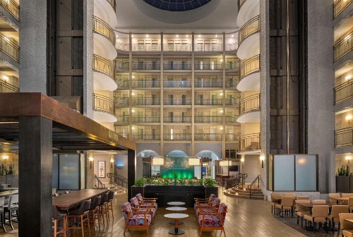 Embassy Suites by Hilton El Paso - image 3