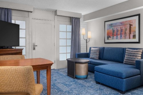 Embassy Suites by Hilton El Paso - image 30
