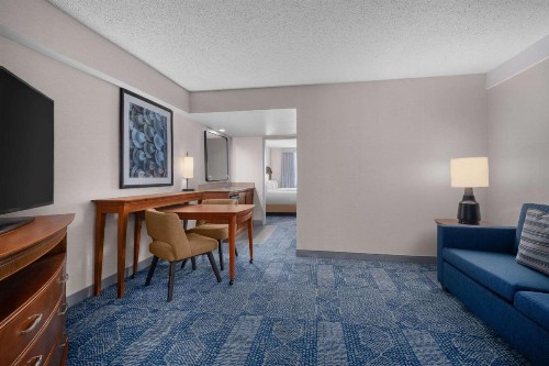 Embassy Suites by Hilton El Paso - image 45