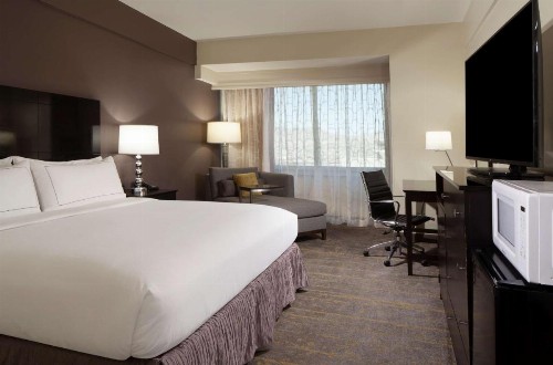 DoubleTree by Hilton El Paso Downtown - image 37