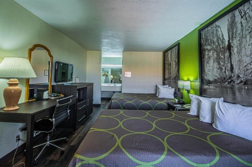 Super 8 by Wyndham El Paso Airport - image 20