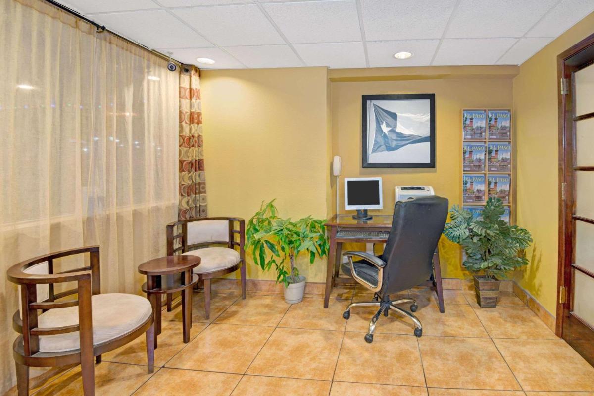Super 8 by Wyndham El Paso Airport - image 7