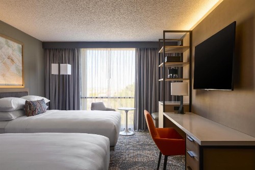 Marriott El Paso - image 13