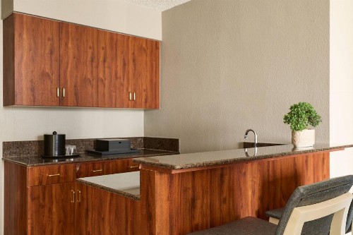 Marriott El Paso - image 36