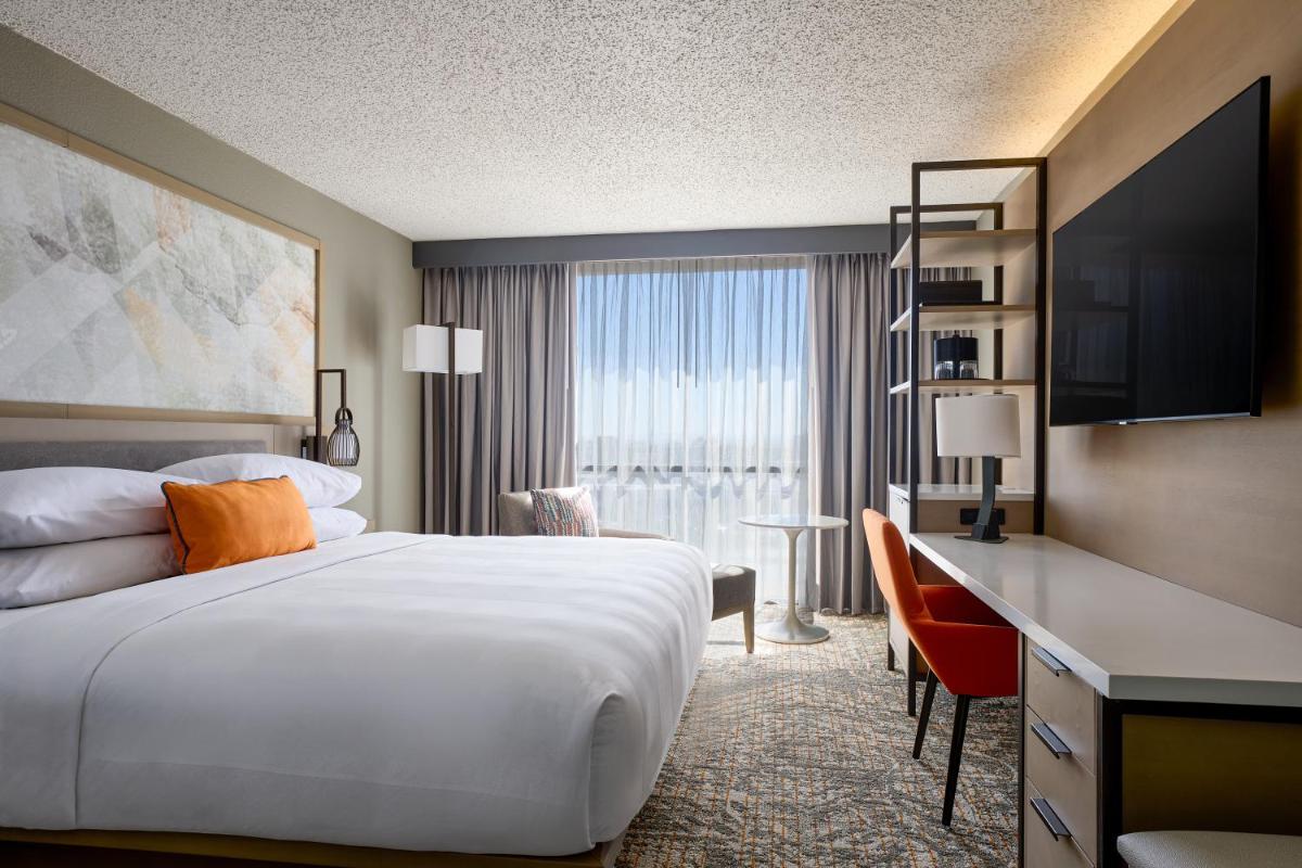Marriott El Paso - image 5